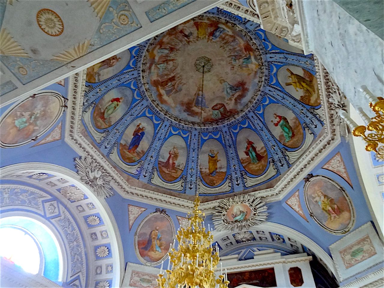 cathédrale du monastère saint-jacques à rostov