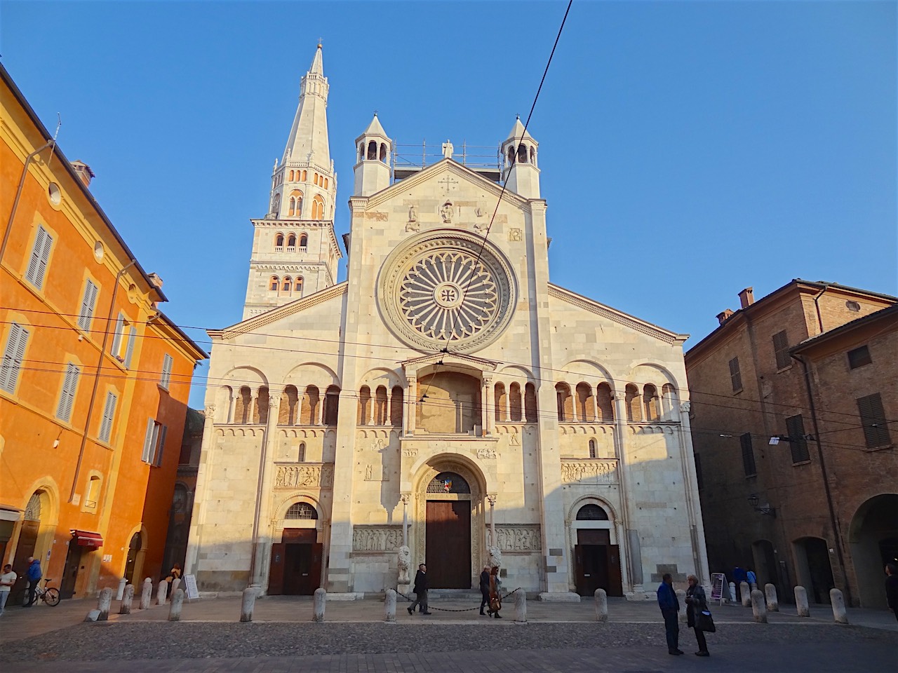 façade du Duomo de Modène