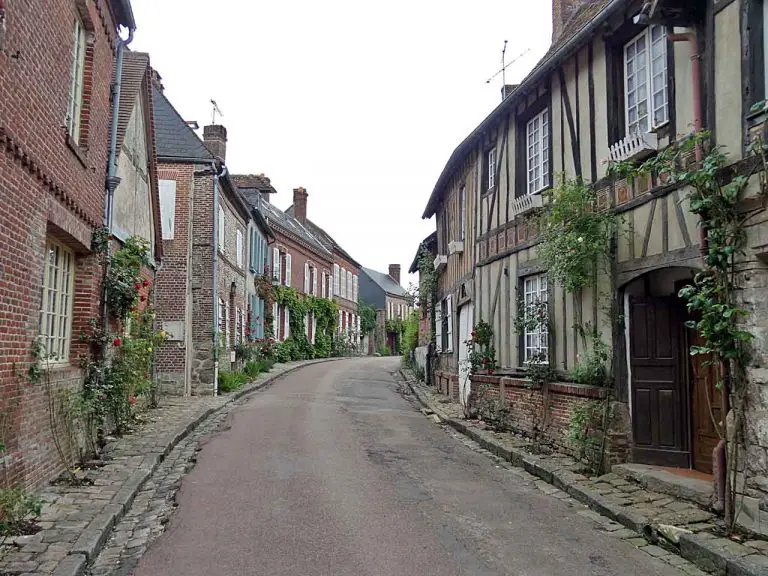 Gerberoy : que voir, que faire et visiter dans le plus beau village de