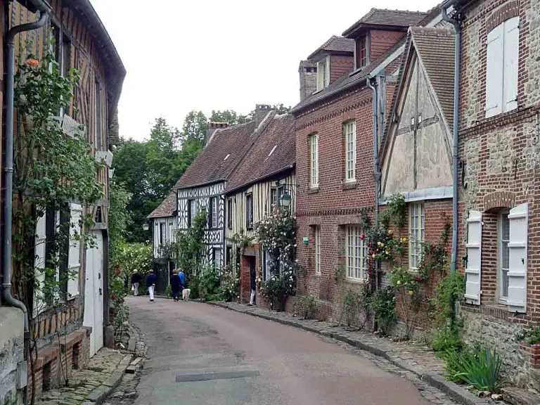 Que visiter, que faire en une journée à Gerberoy dans l'Oise - La