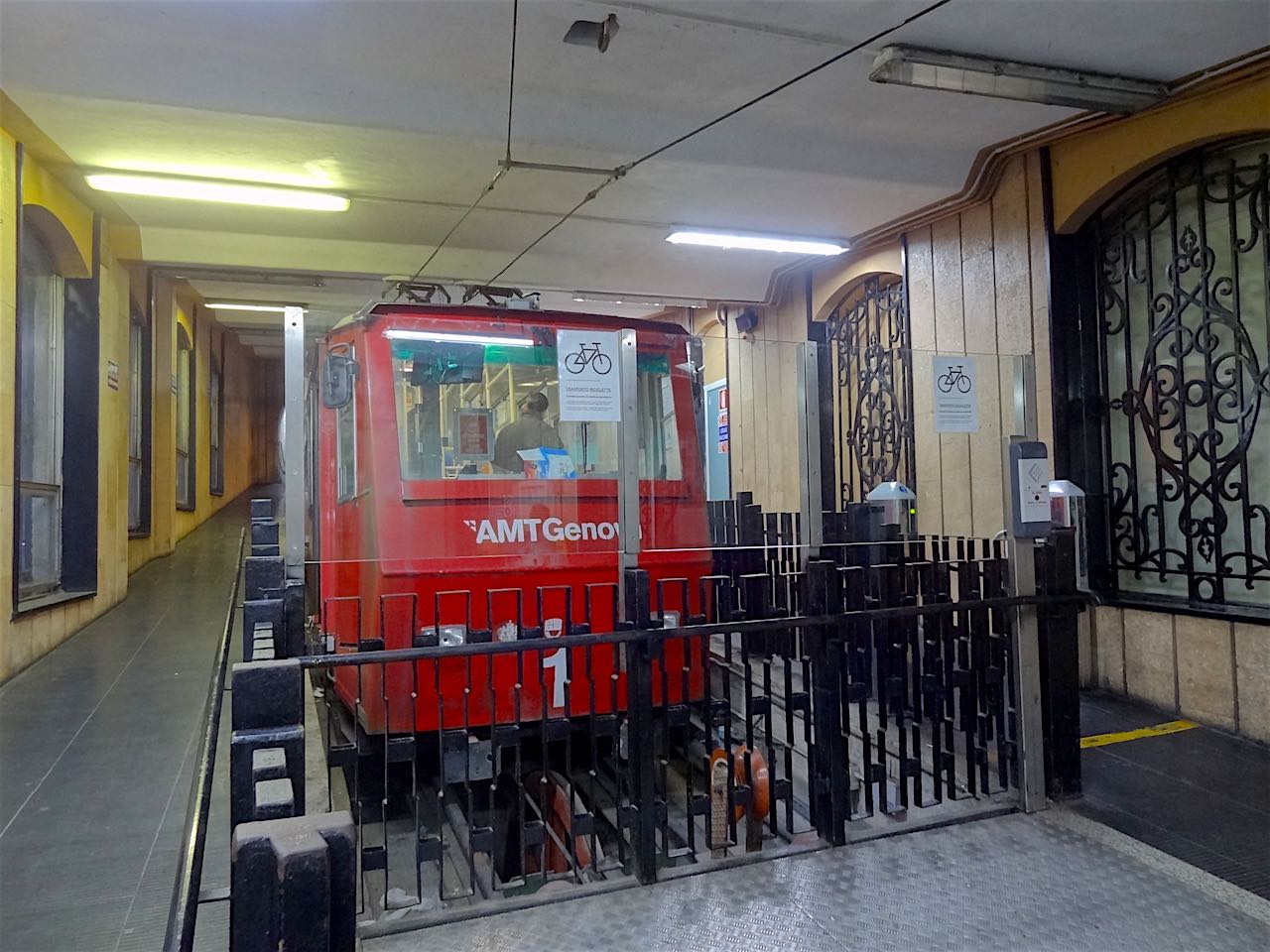 funiculaire Zecca Righi de Gênes