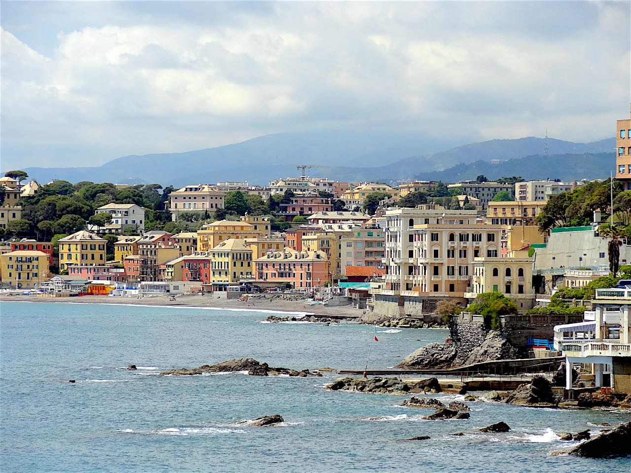 plage de Sturla à Gênes