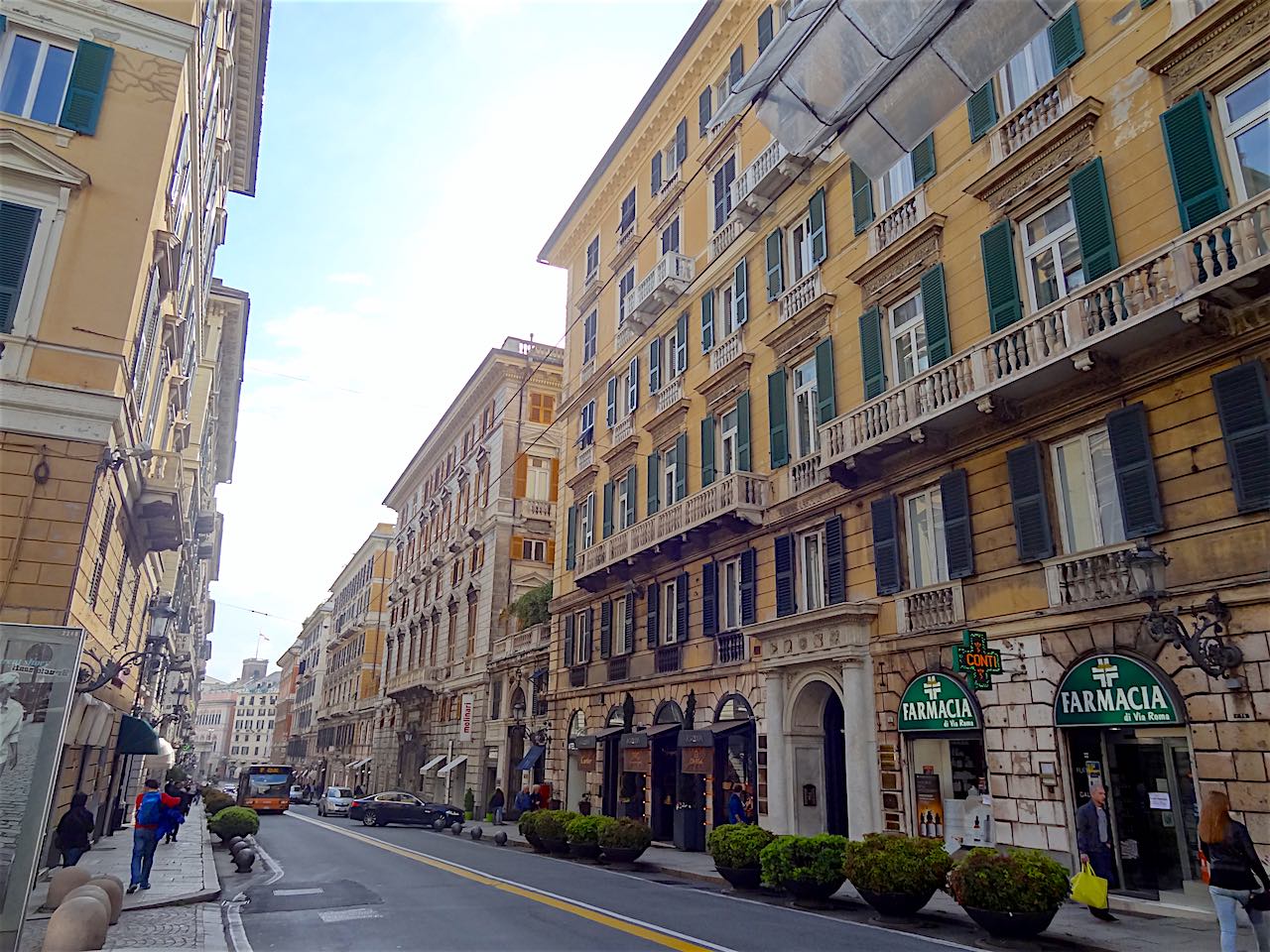 via Roma à Gênes