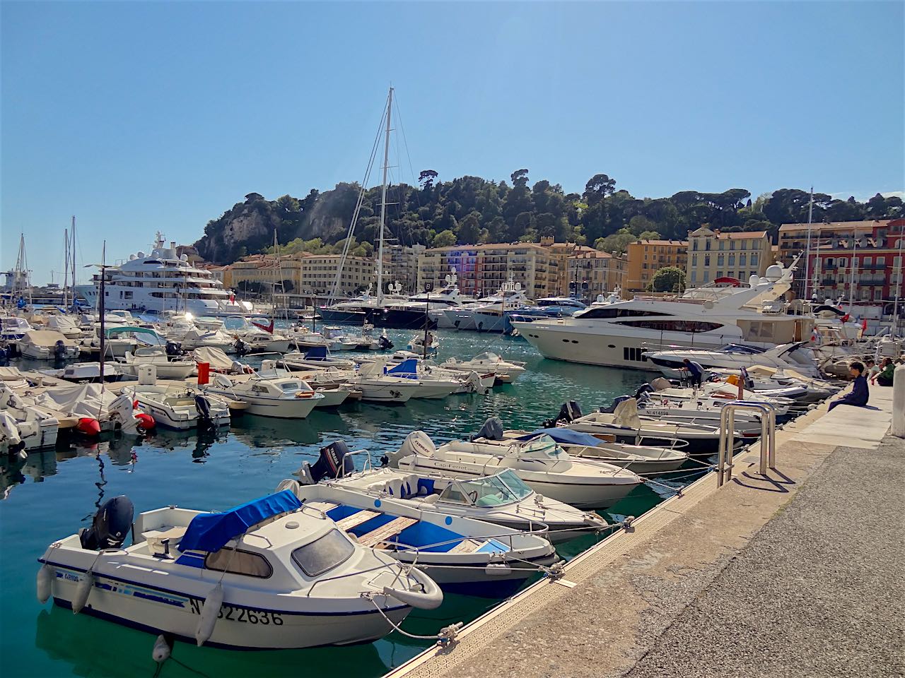 port de Nice côté ouest