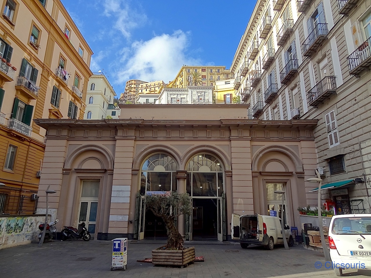 funiculaire de Chiaia à Naples