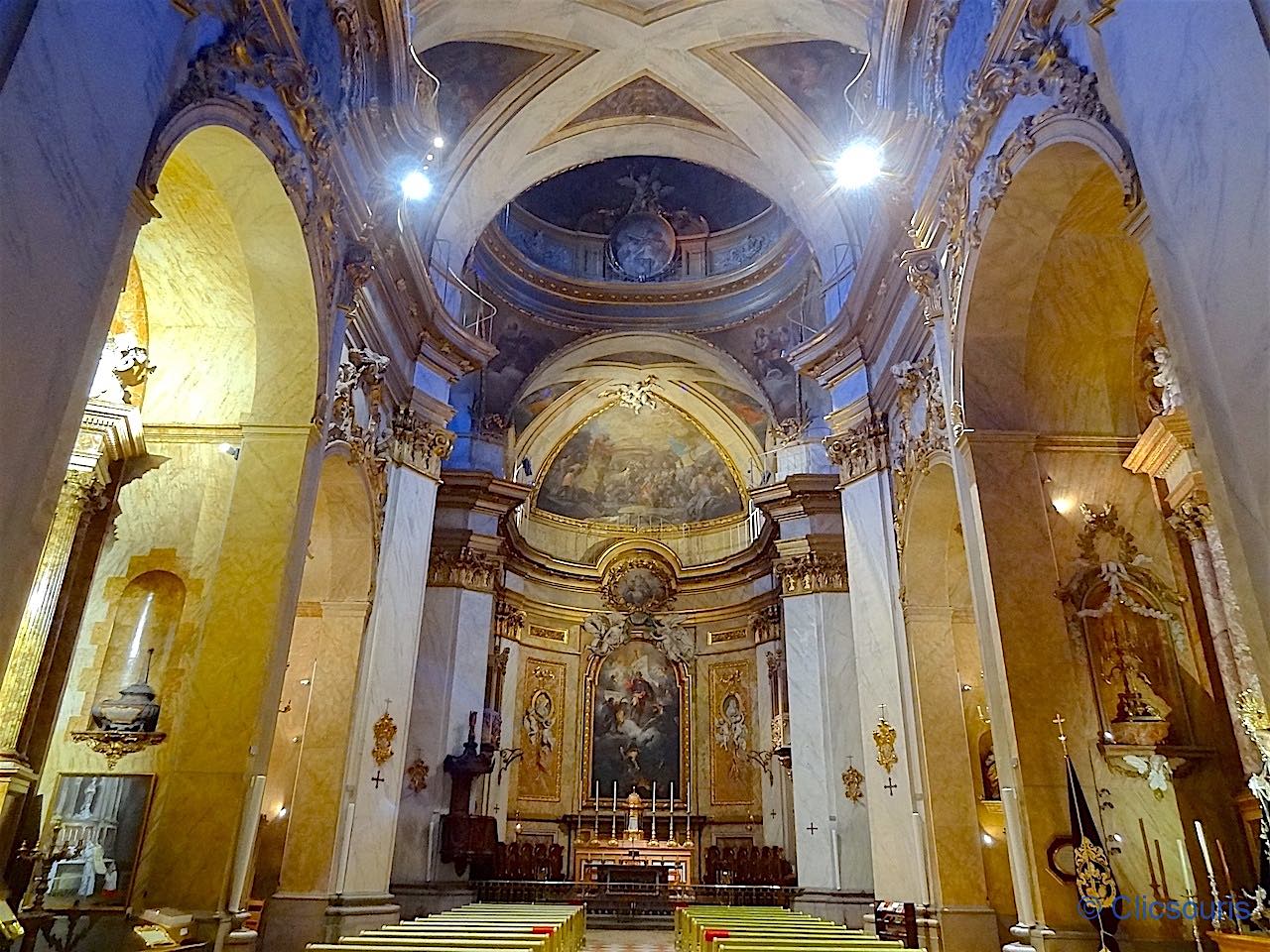 intérieur de la basilique San Miguel à Madrid