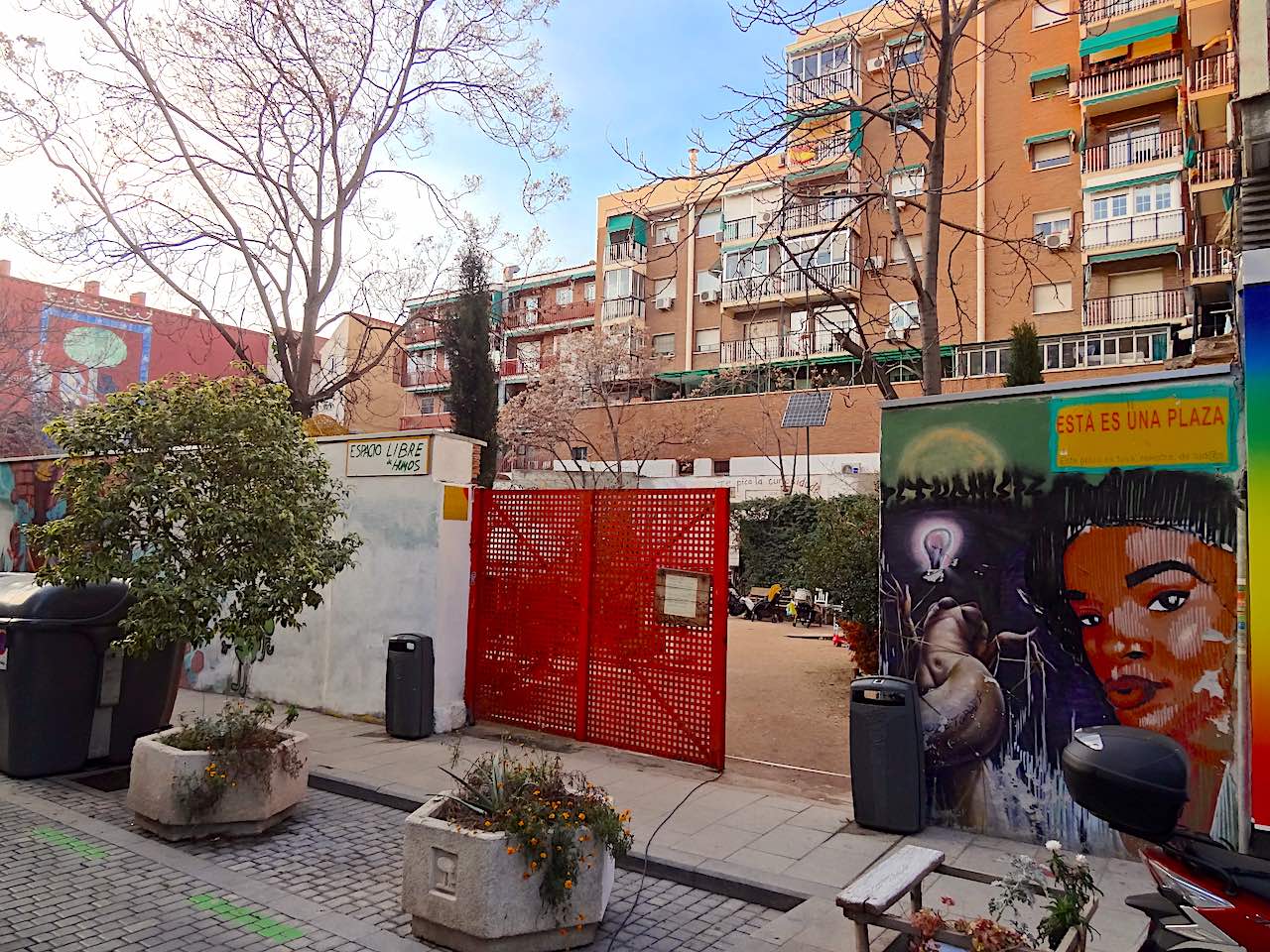 esta es una plaza à Madrid