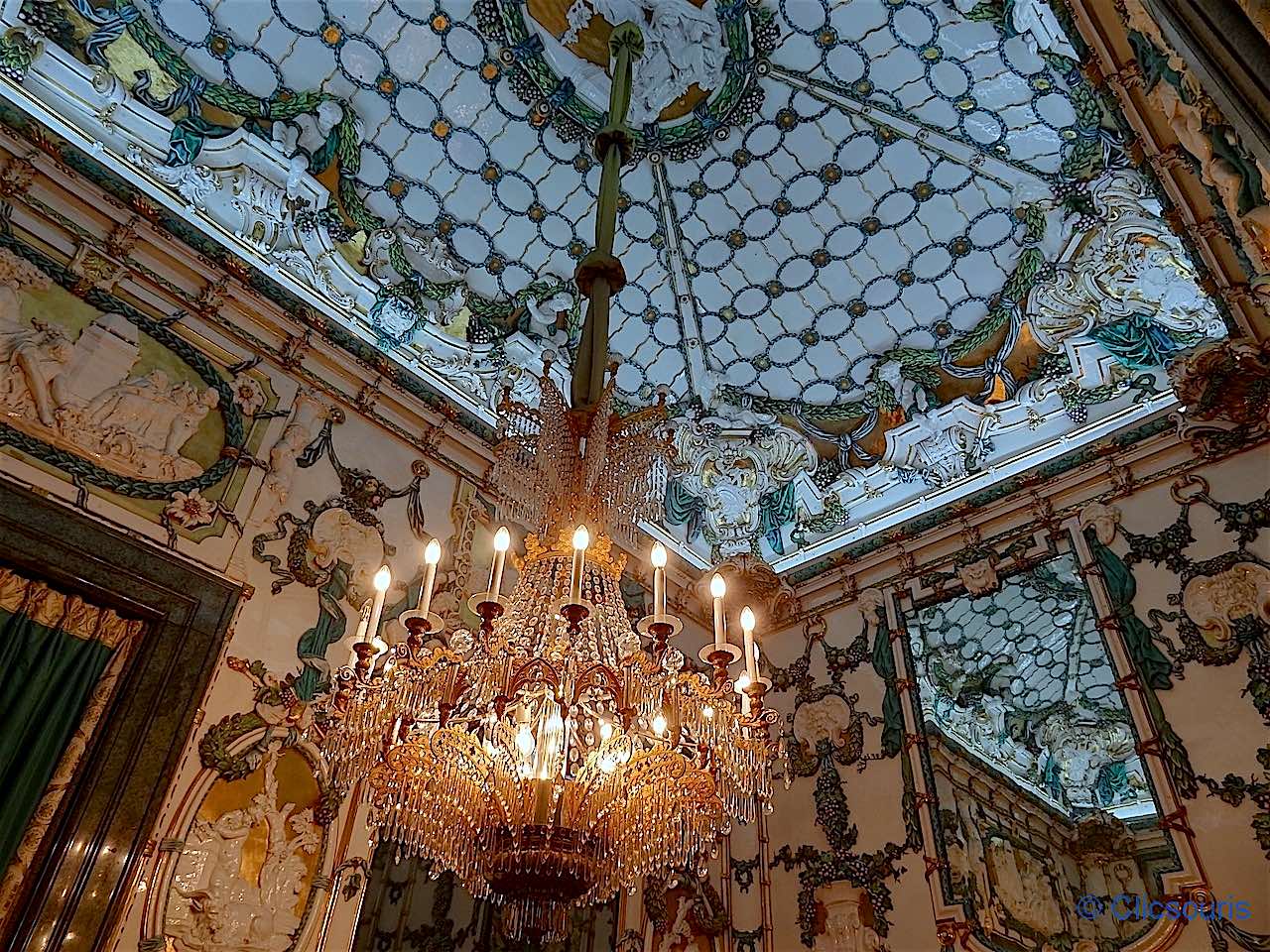 salon de porcelaine du palais royal de Madrid