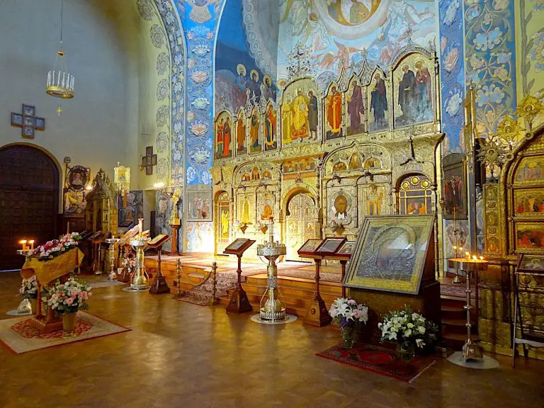 Le Siège De Nice En 1543 L'église russe de Nice : visite en photos et horaires - La souris globe