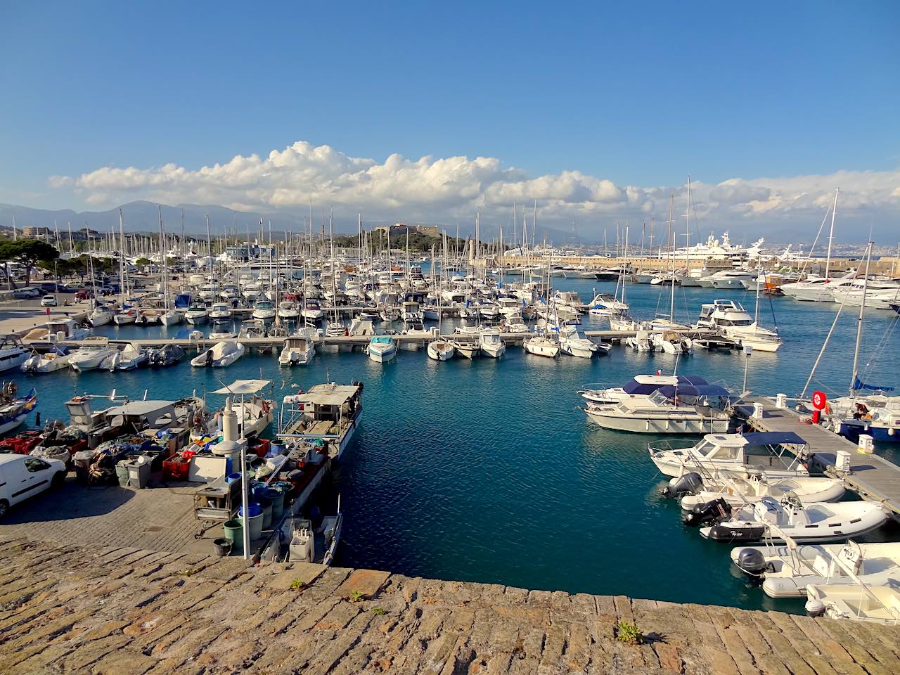 antibes port Vauban