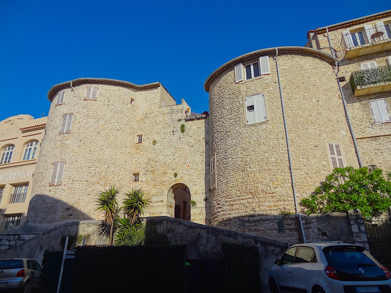 tours du veil Antibes