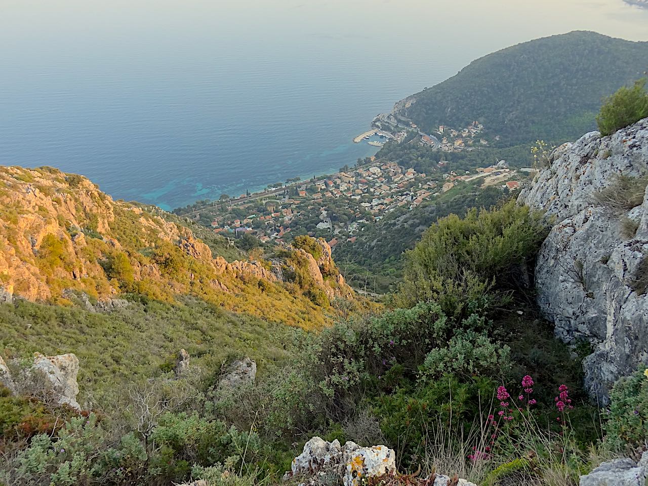 vue sur Eze depuis le mont Bastide