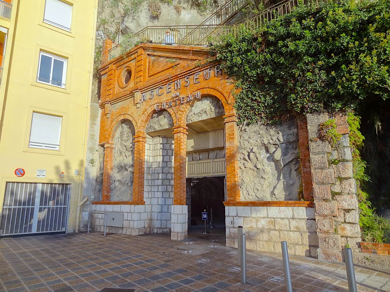 ascenseur du château à Nice