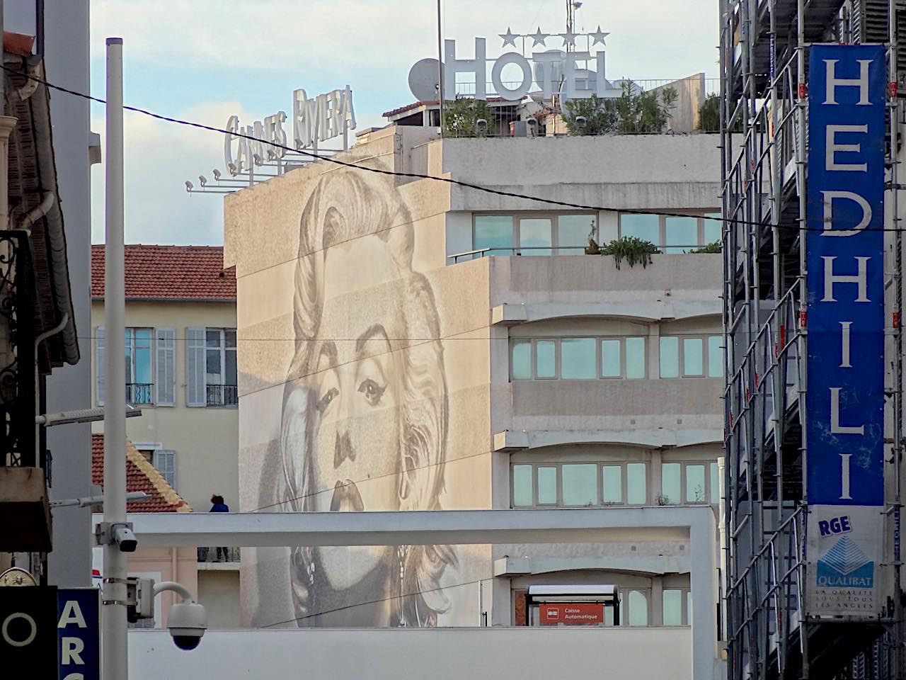 mur peint à Cannes