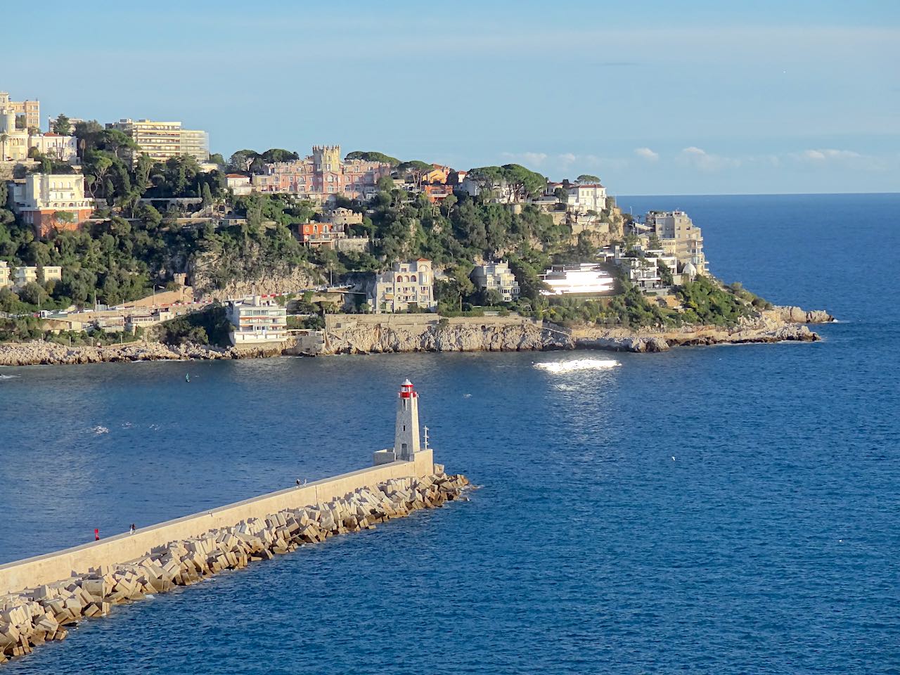 Le cap de Nice, avec le château de l'Anglais