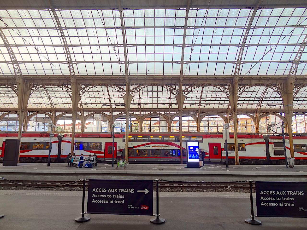 verrière de la gare de Nice-Ville