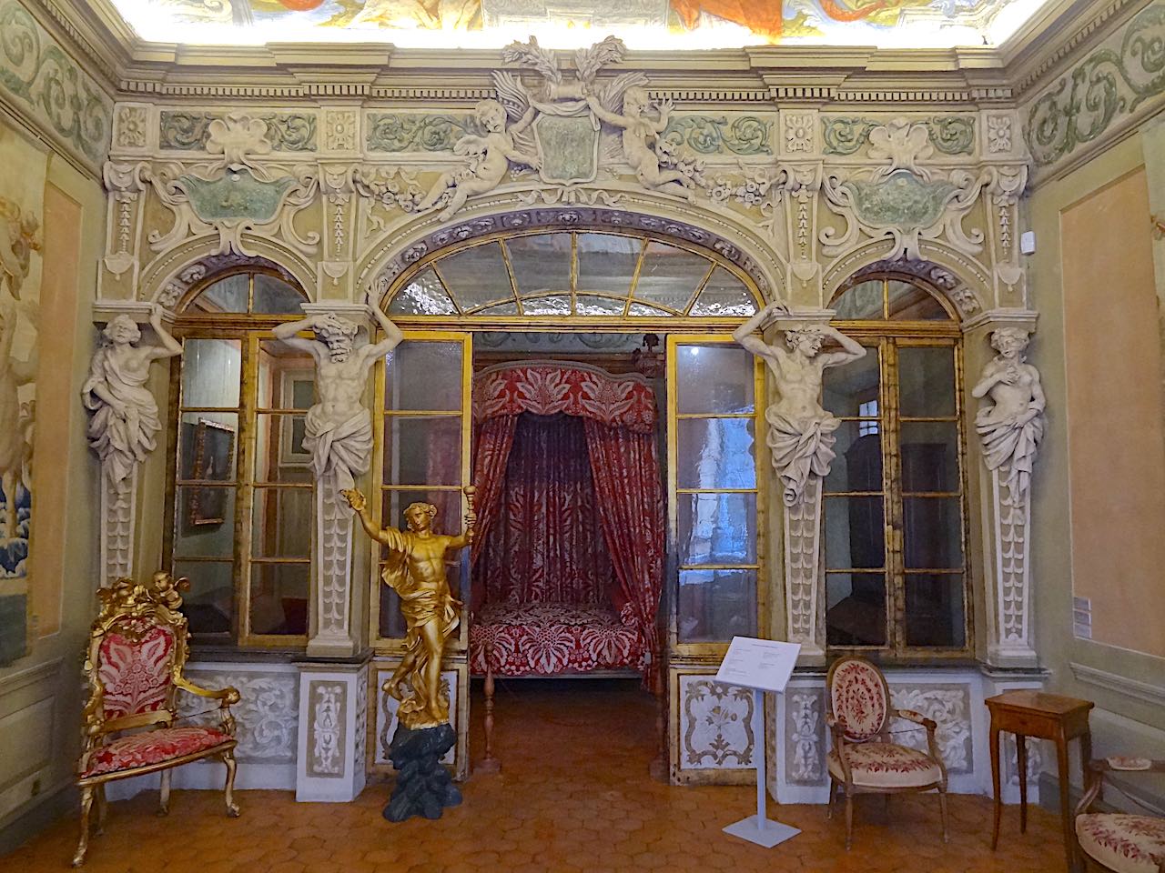 chambre du palais Lascaris à Nice