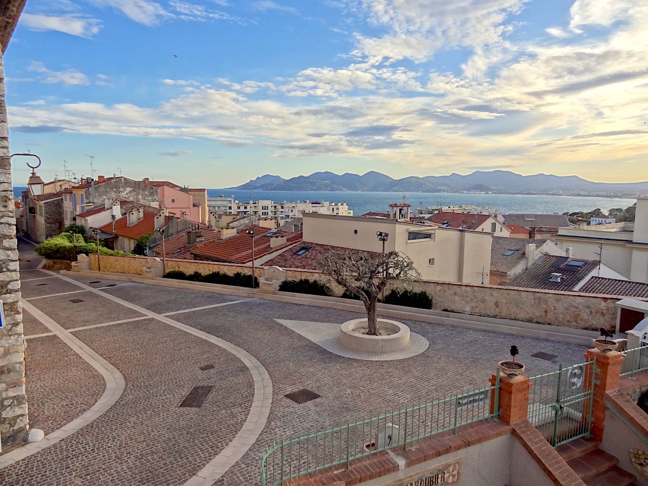 Cannes vue depuis le Suquet