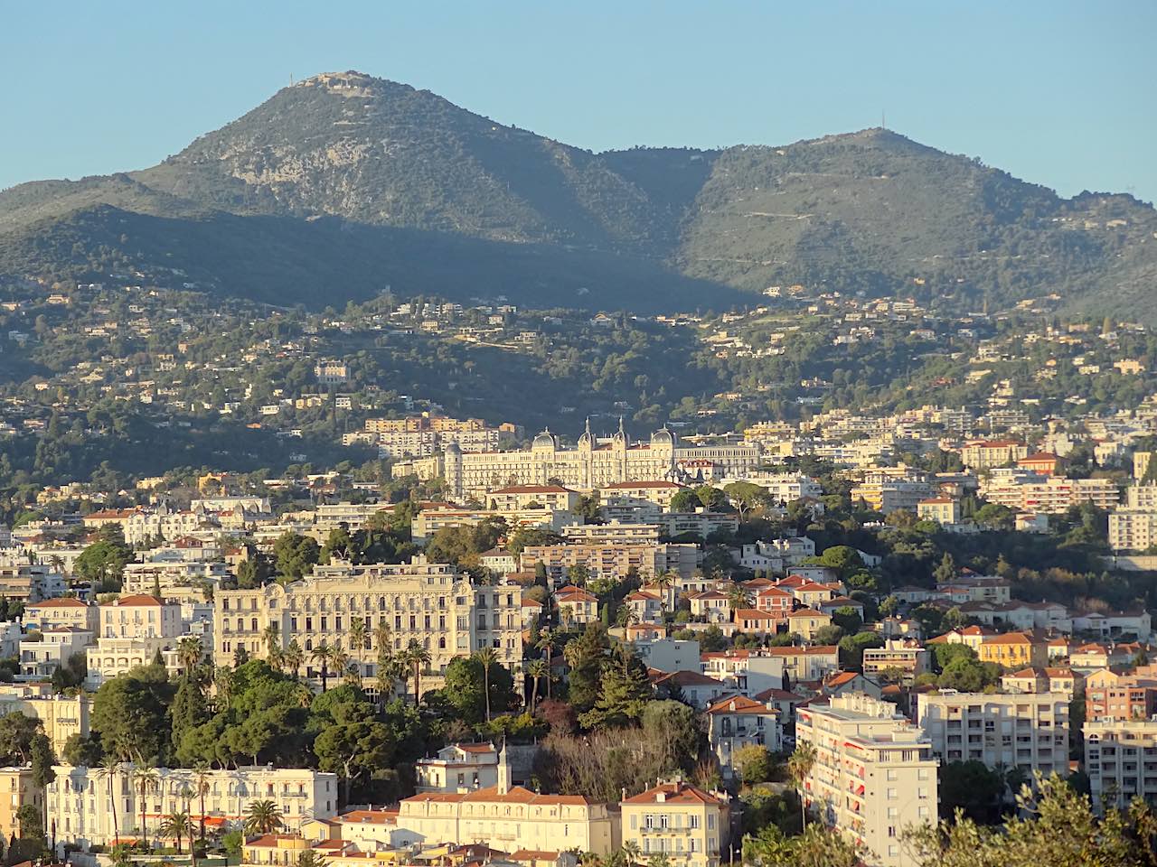 Cimiez vue depuis la colline du château de Nice