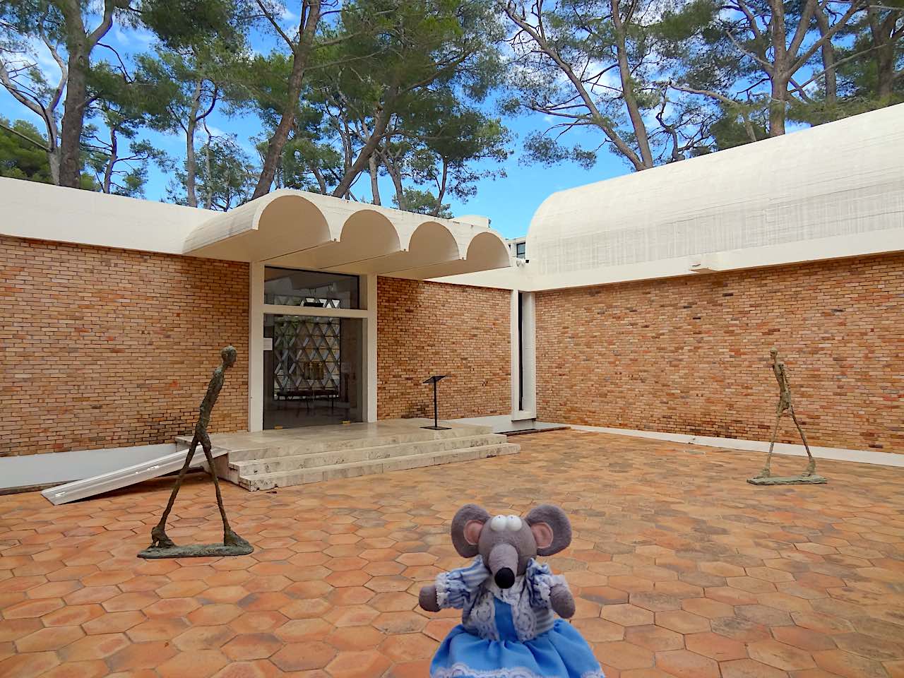 cour Giacometti de la fondation Maeght