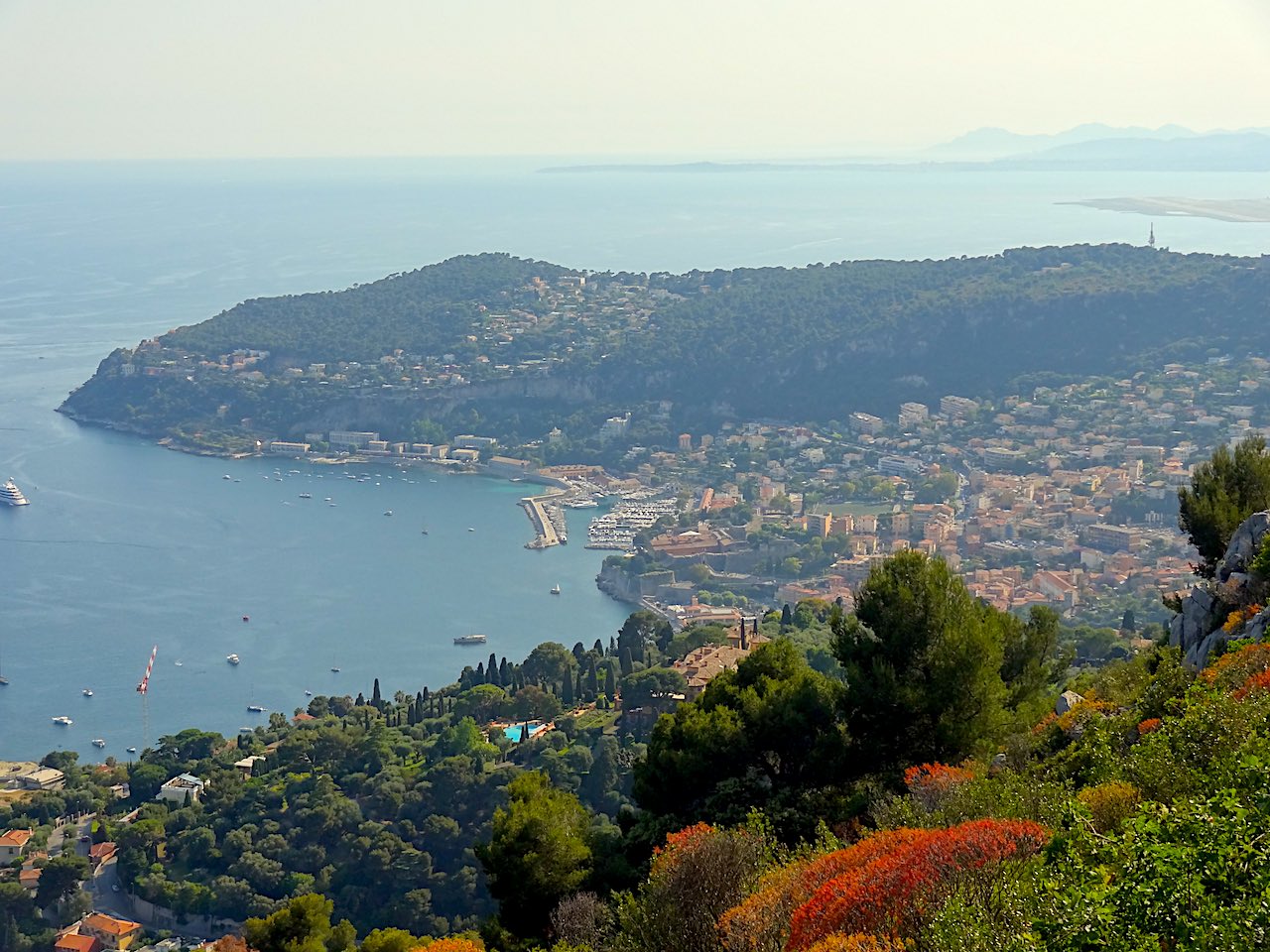 vue depuis la plateau Saint-Michel à Villefranche-sur-Mer