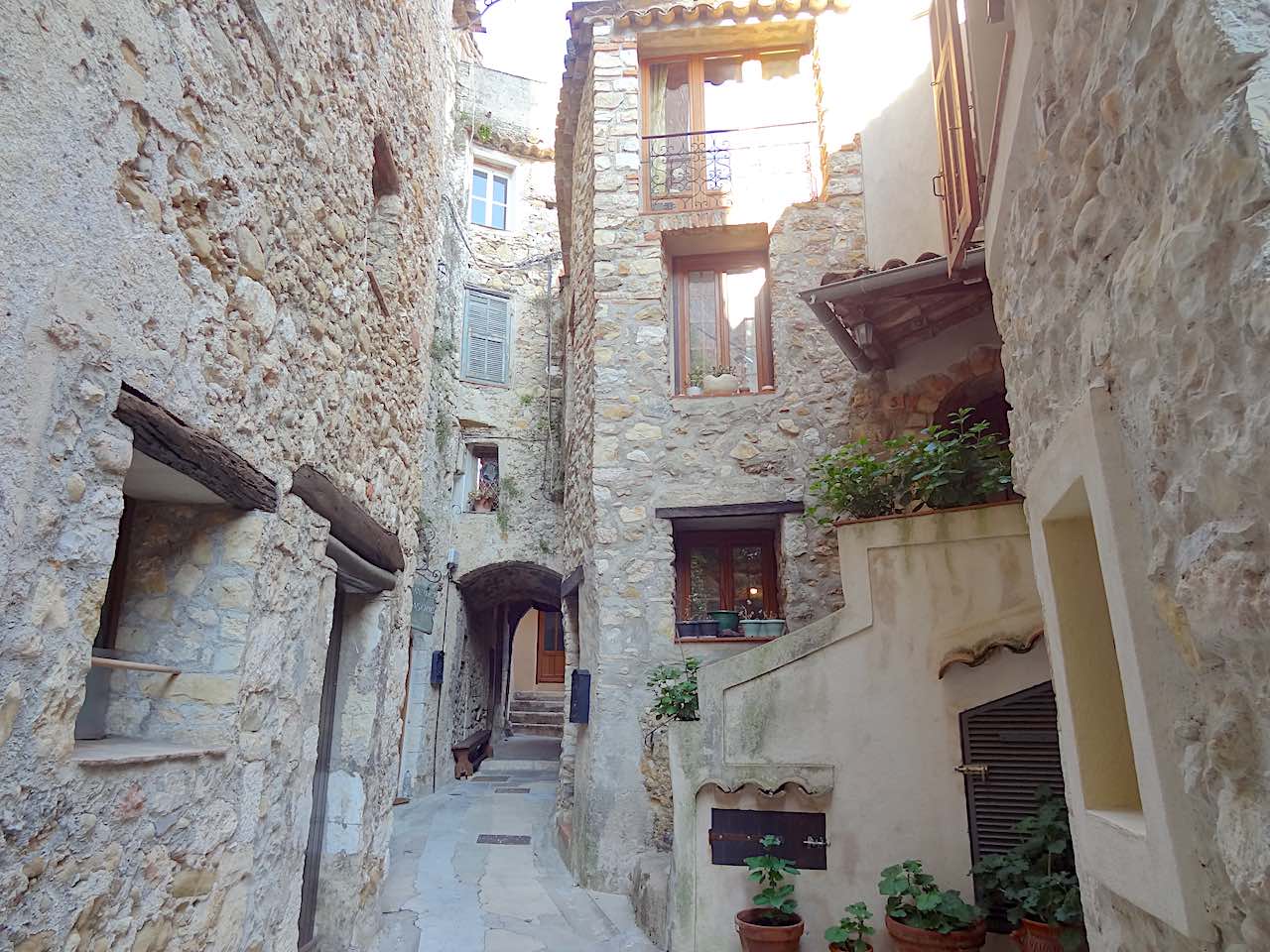 rue Montcollet à Roquebrune
