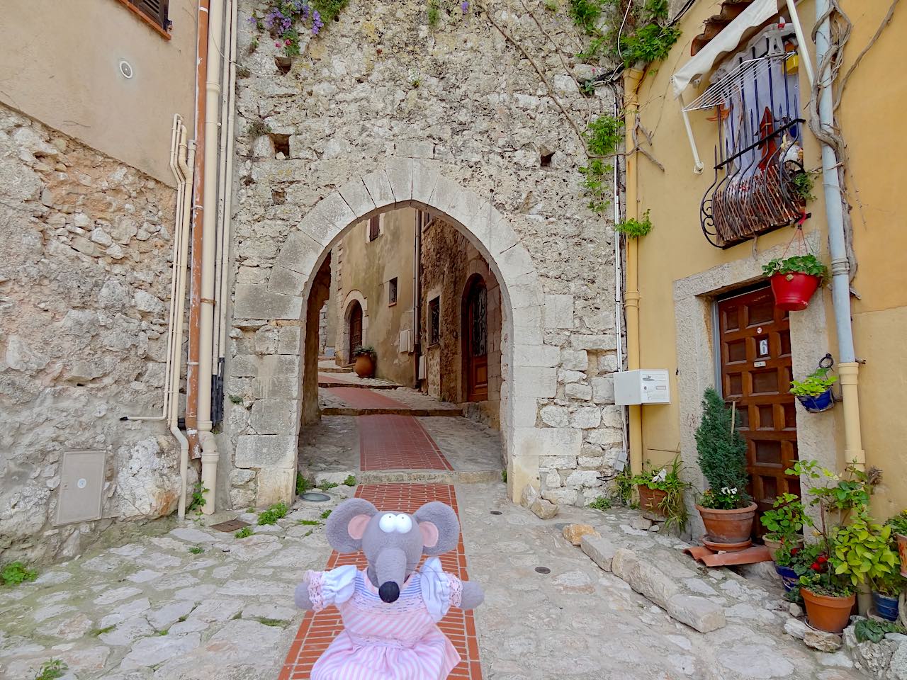 porte du village de la Turbie