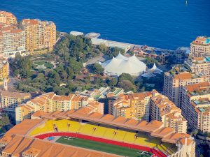 Monaco vue depuis la tête de Chien