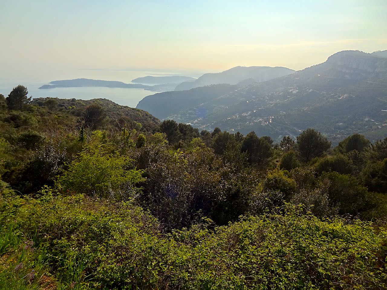 vue depuis la Tête de Chien à la Turbie