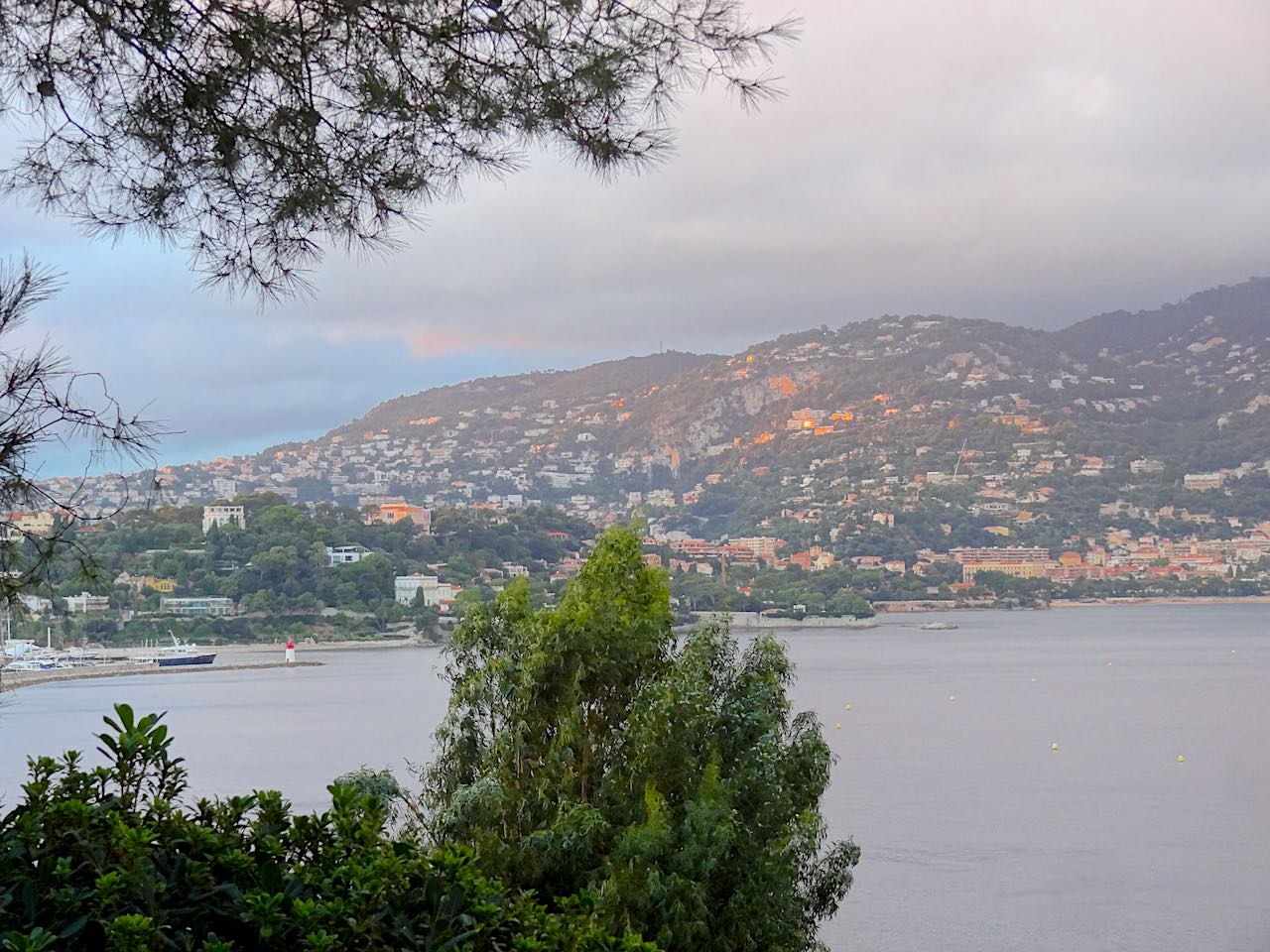 vue depuis la pointe Saint-Hospice à Saint-Jean Cap Ferrat