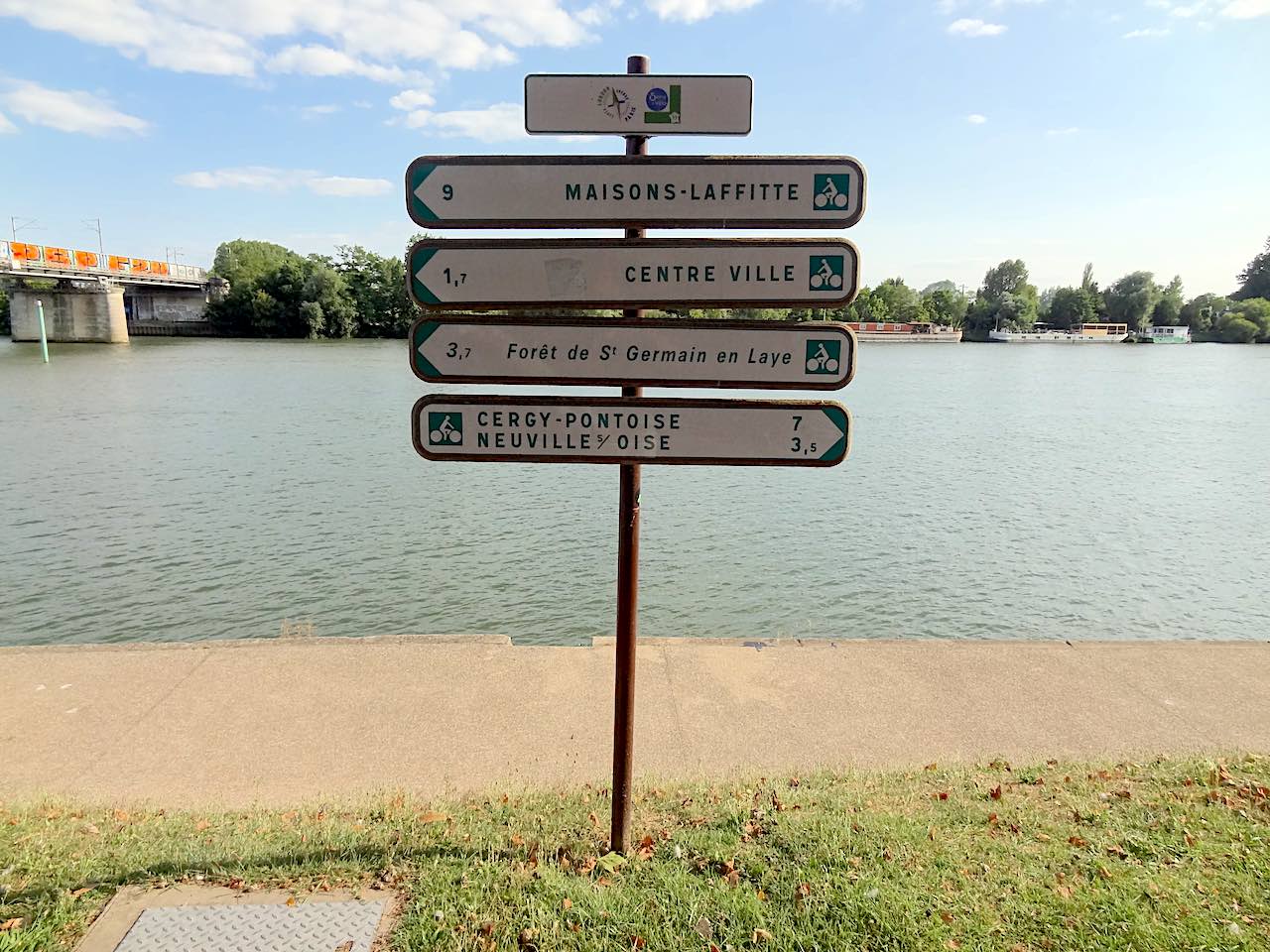 Panneau à Conflans-Sainte-Honorine