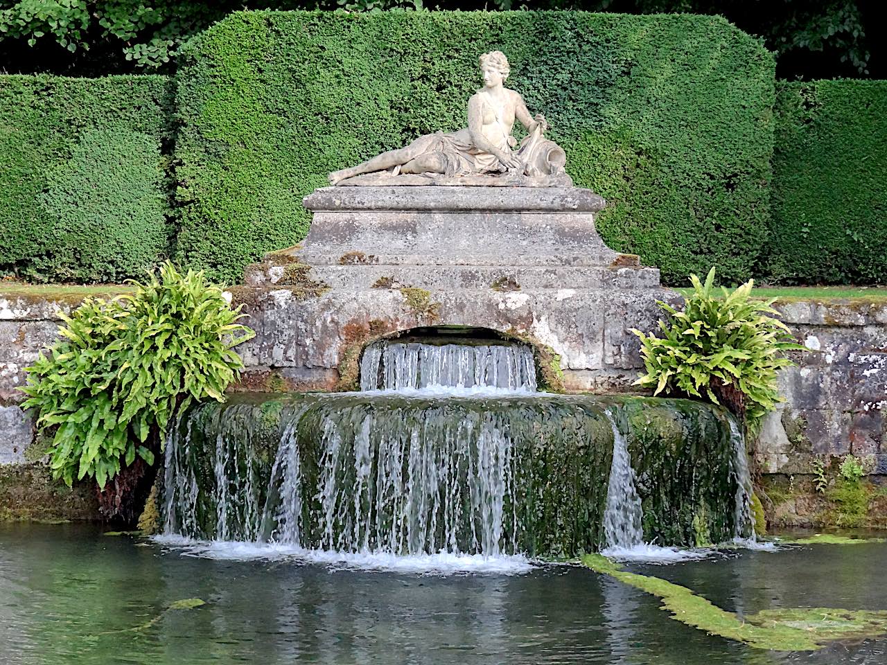 La Baigneuse au parc de Courances