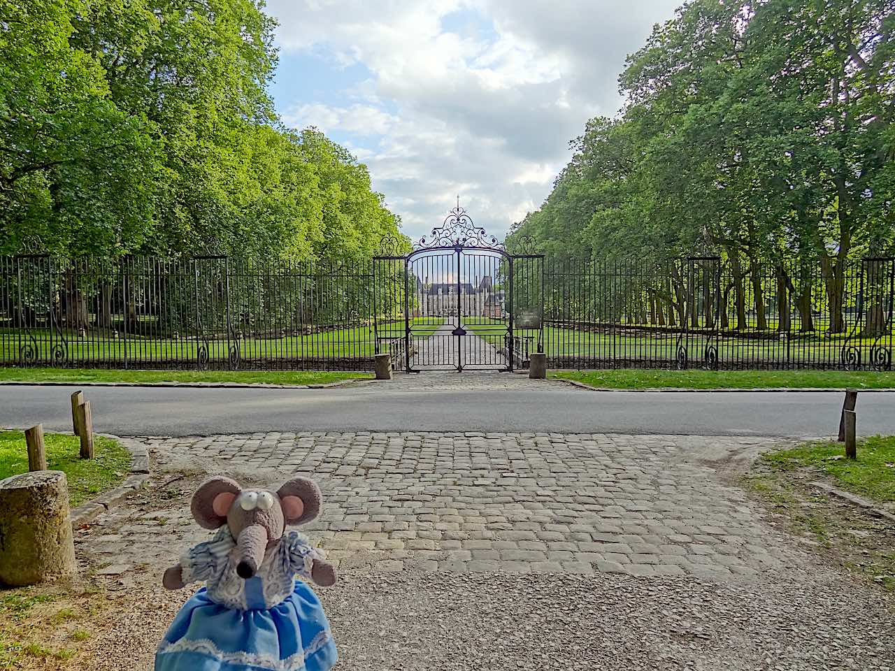 entrée du château de Courances