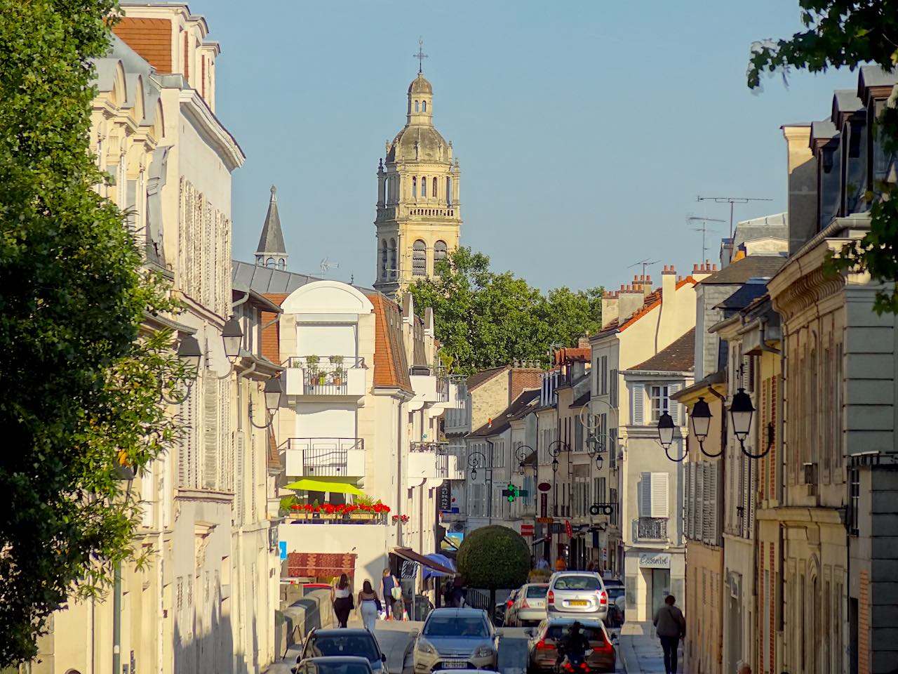 grande rue de l'Isle-Adam