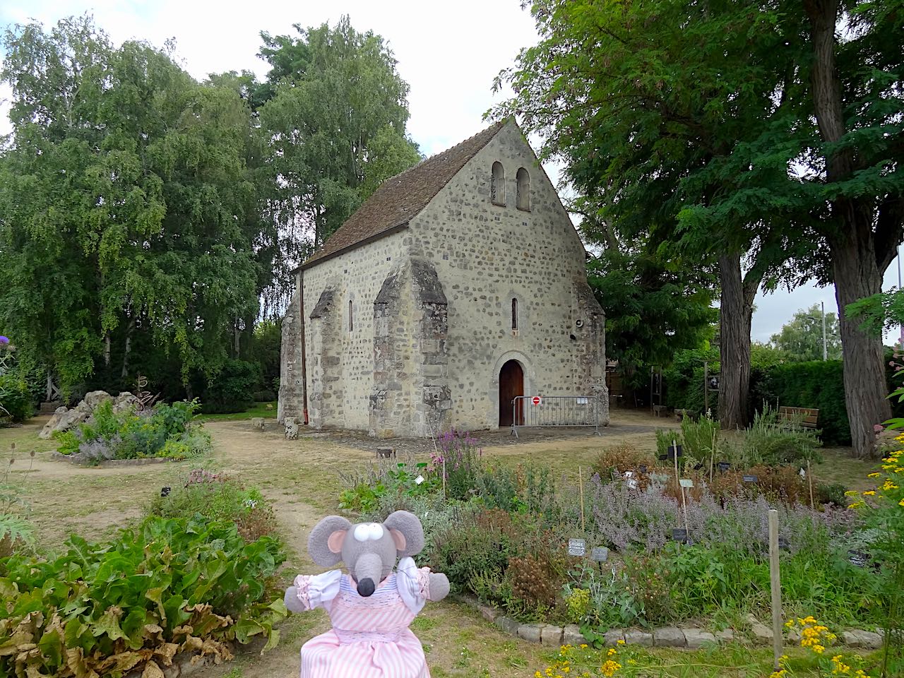 chapelle Cocteau à Milly la Forêt