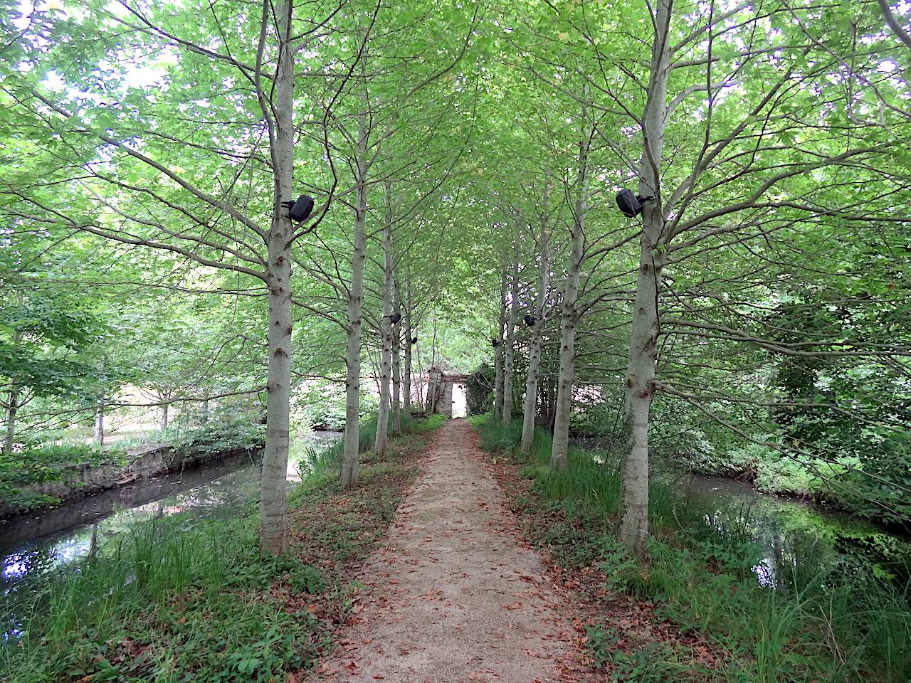 jardin de la maison de Cocteau à Milly la Forêt