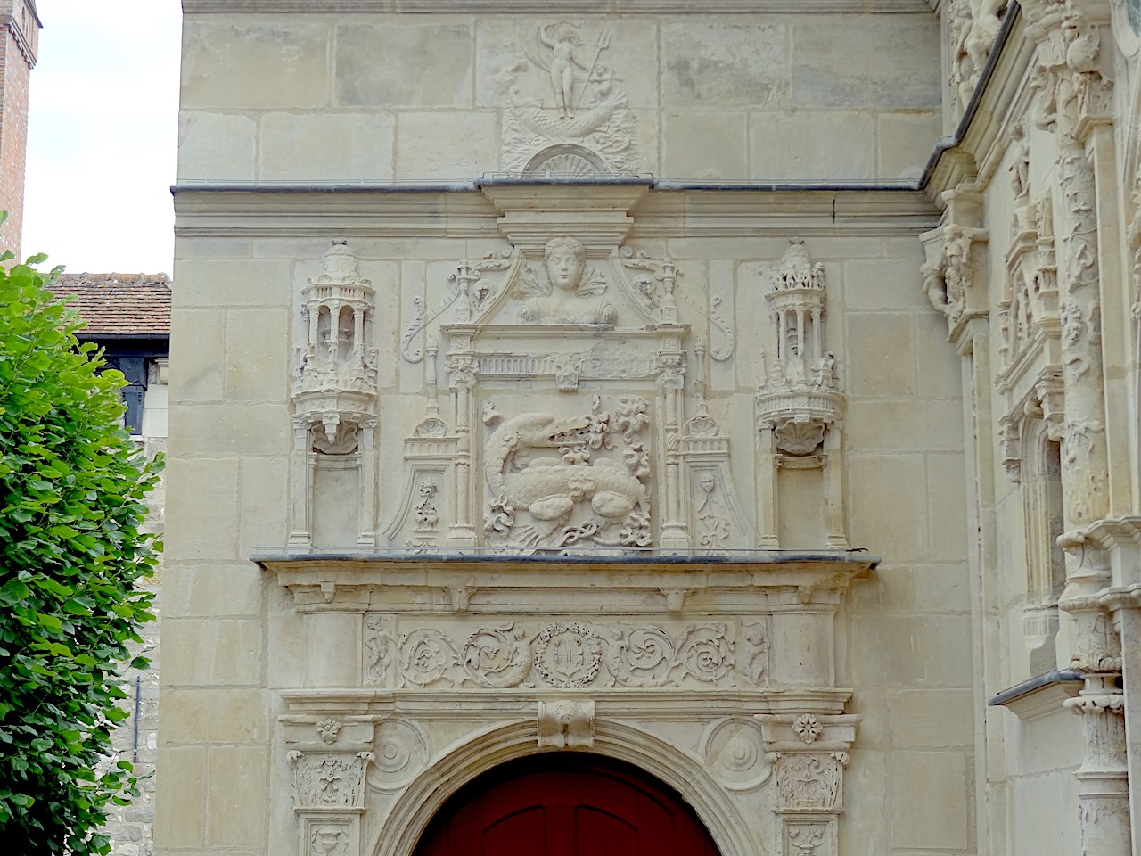 façade François Ier à Moret-sur-Loing