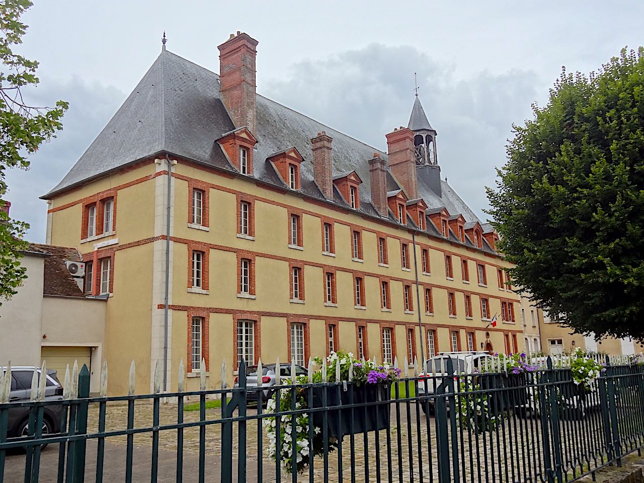 hotel de ville de Nemours