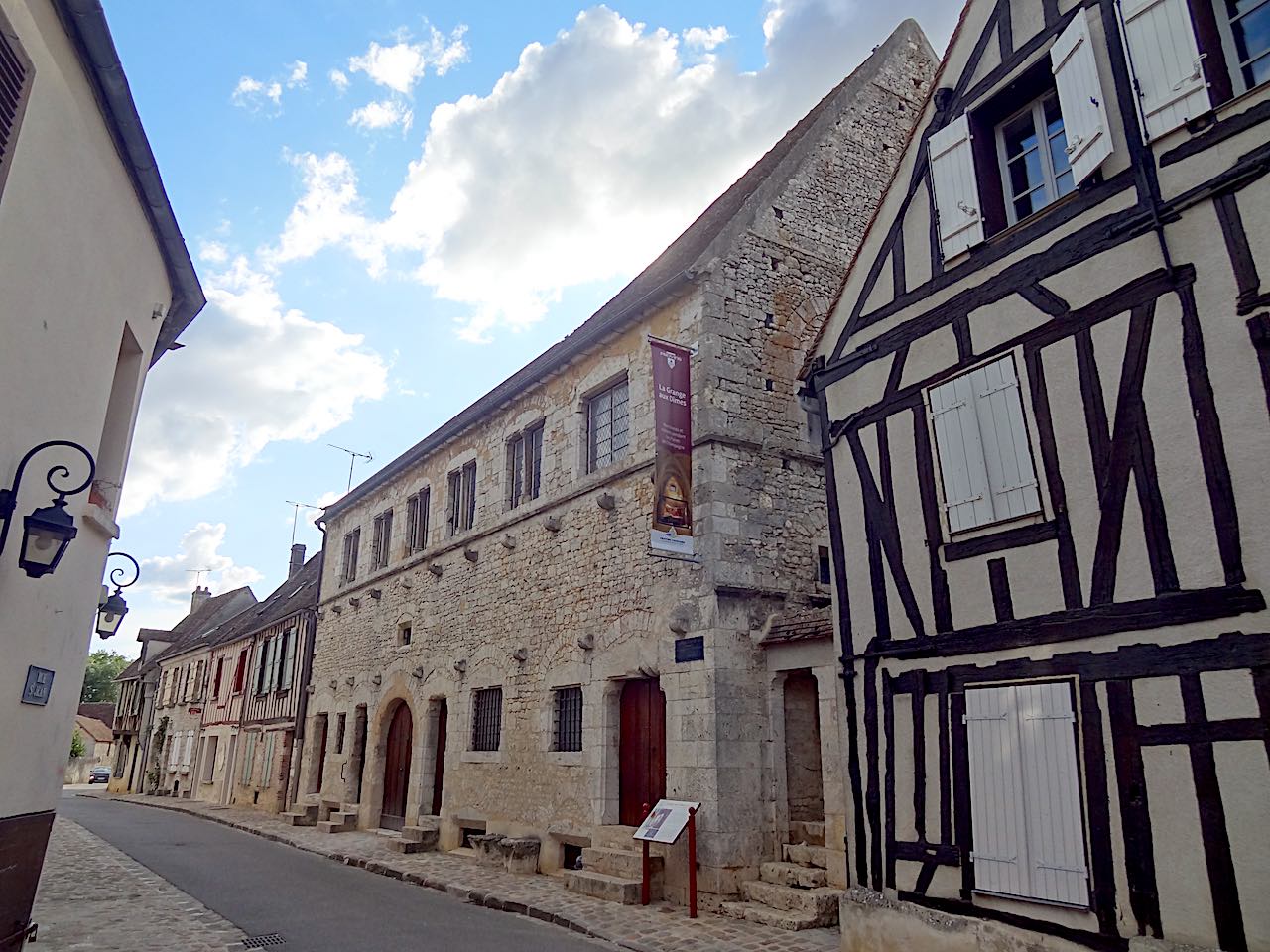 grange aux dimes de Provins