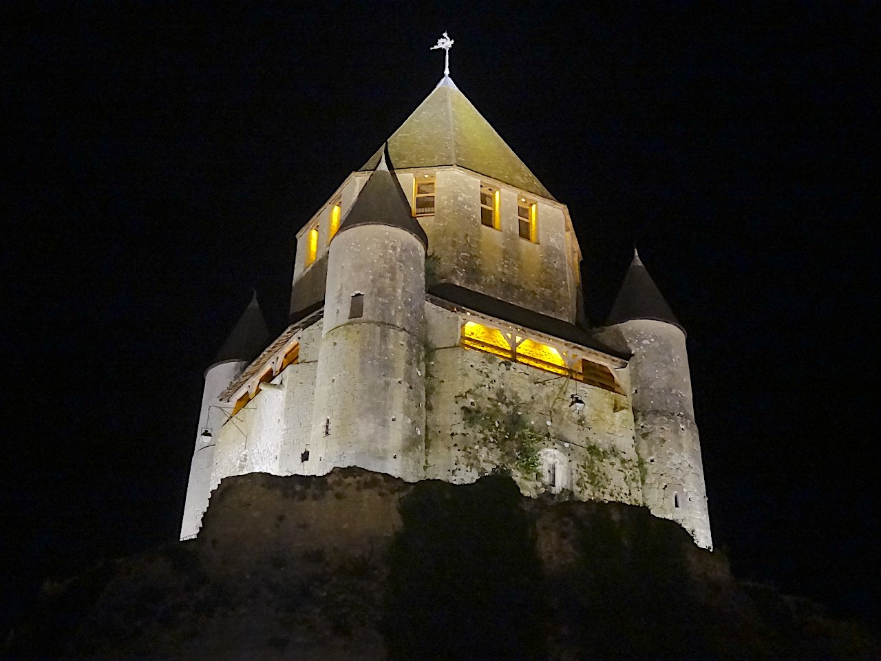 provins tour César de nuit