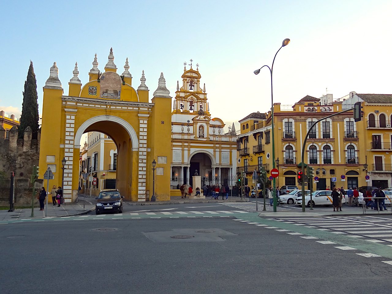 Puerta Macarena Séville