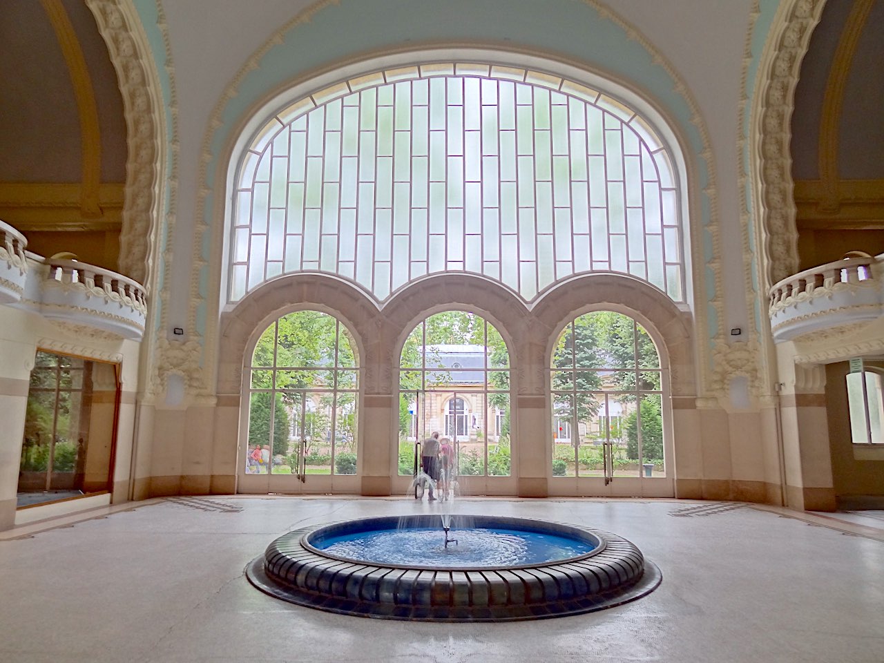 hall des thermes de Vichy