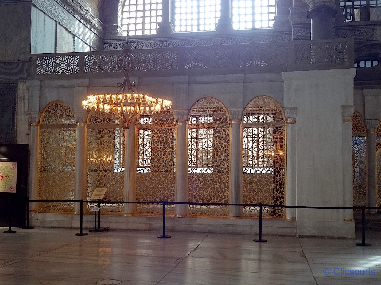 bibliothèque de la basilique Sainte-Sophie à Istanbul