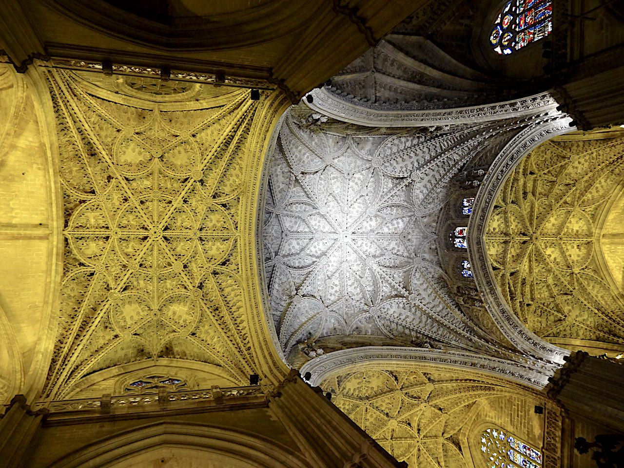 intérieur de la cathédrale de Séville