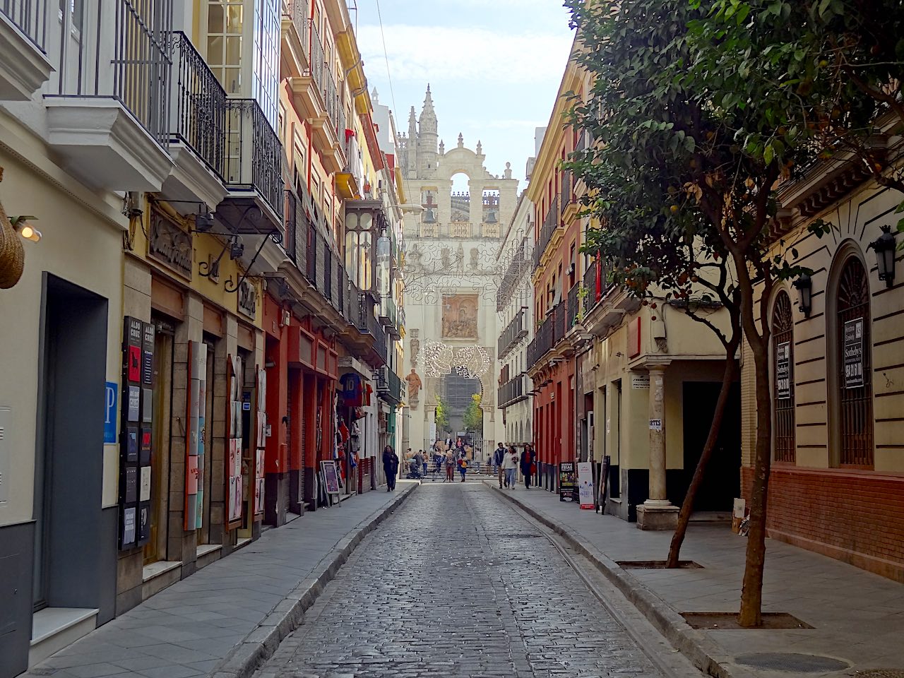 calle Hernando Colon seville