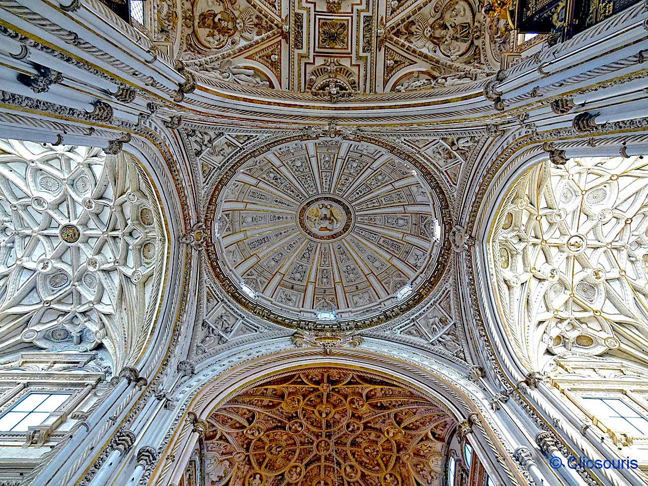 intérieur de la mosquée cathédrale de Cordoue