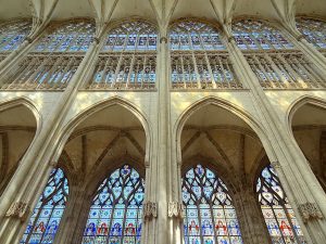 vitraux de l'abbatiale de Saint-Ouen à Rouen