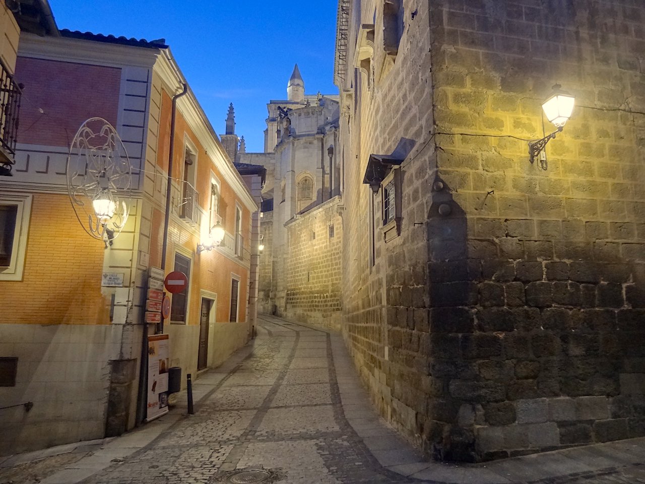 vieux Tolède en soirée