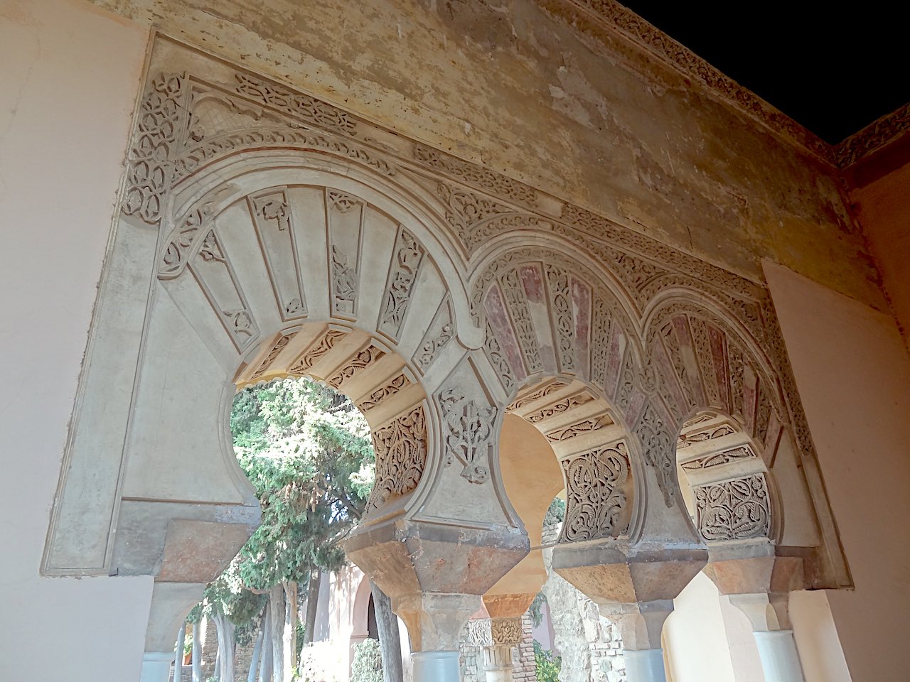 salles de l'Alcazaba de Malaga