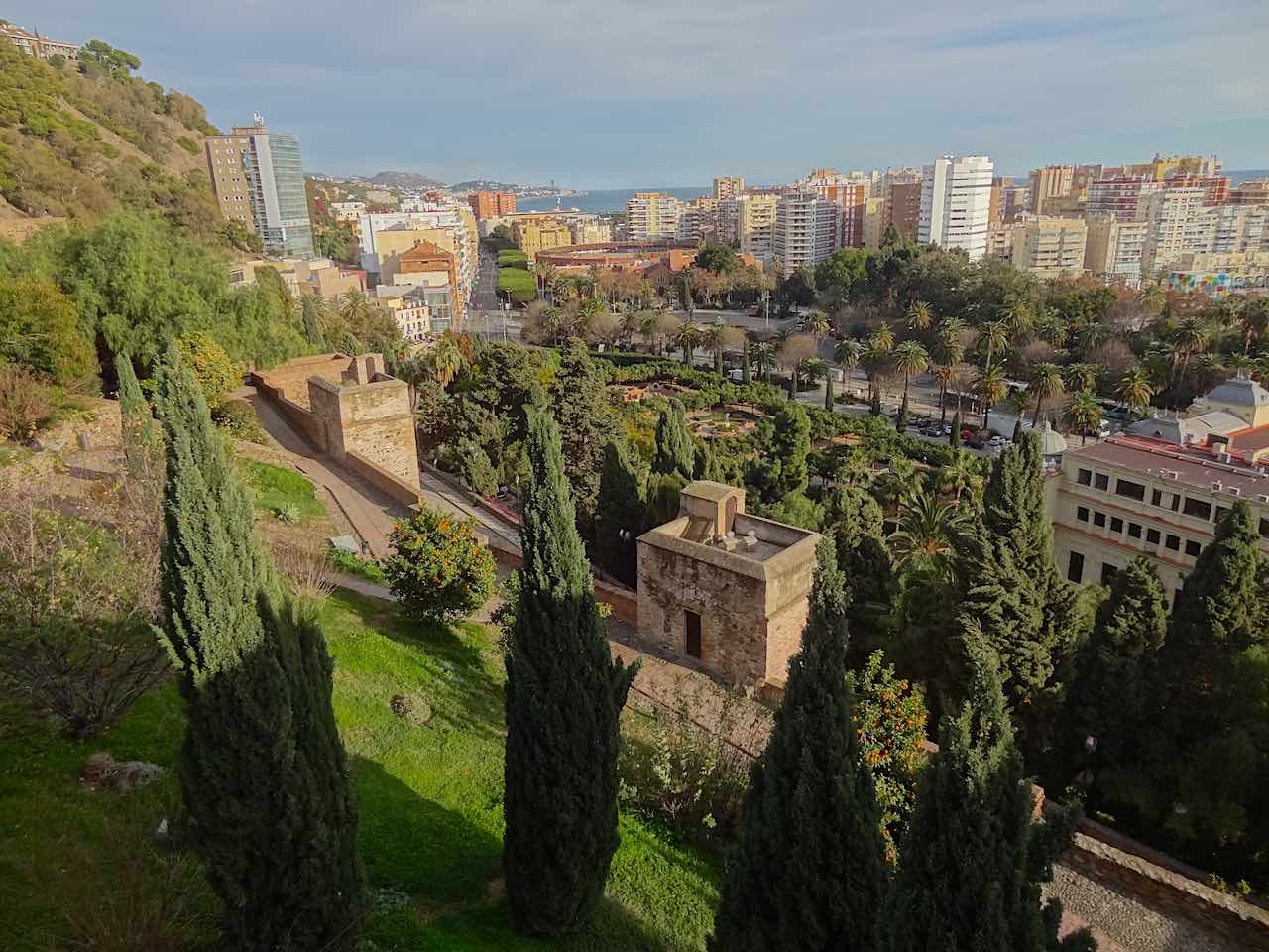 vue sur les jardins depuis l'Alcazaba de Malaga